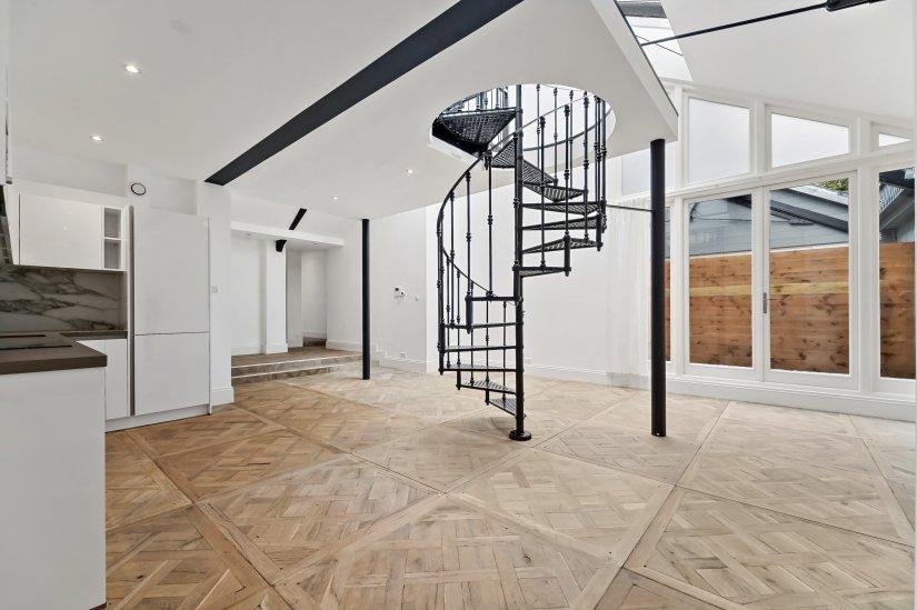 Woning aan de Molenstraat te Den Haag | 2350.00EUR PM