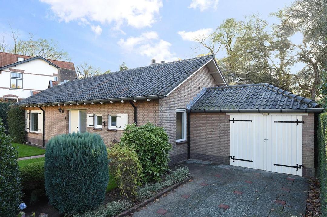 Gudelalaan – huis – Bussum | 2850.00 EUR