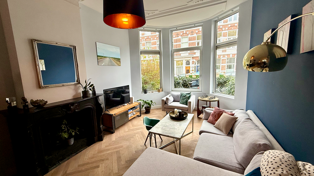 Woning aan de Adelheidstraat te Den Haag | 3195.00EUR PM