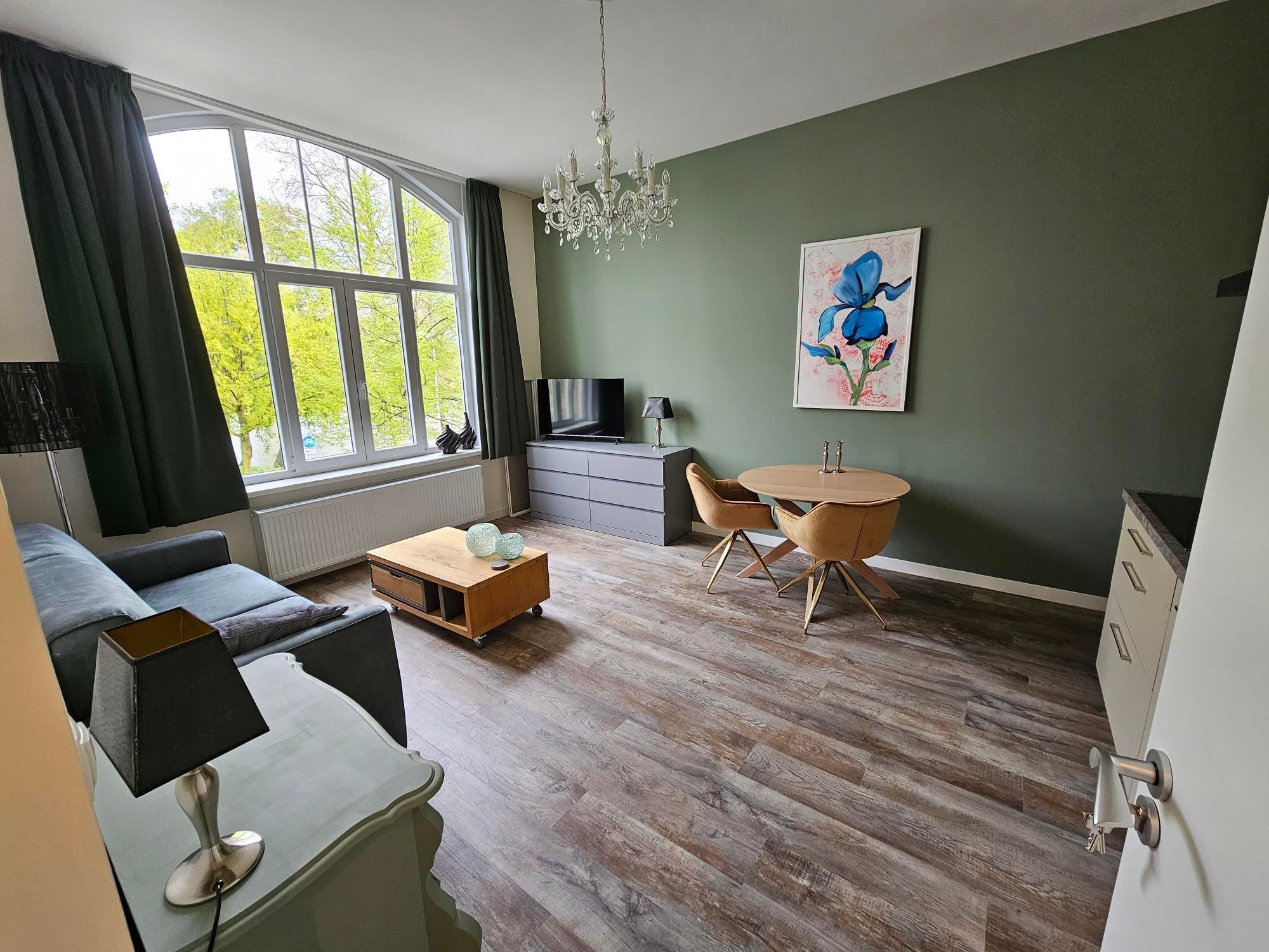 Woning aan de Bredasestraat te Bergen op Zoom | 1225.00EUR PM