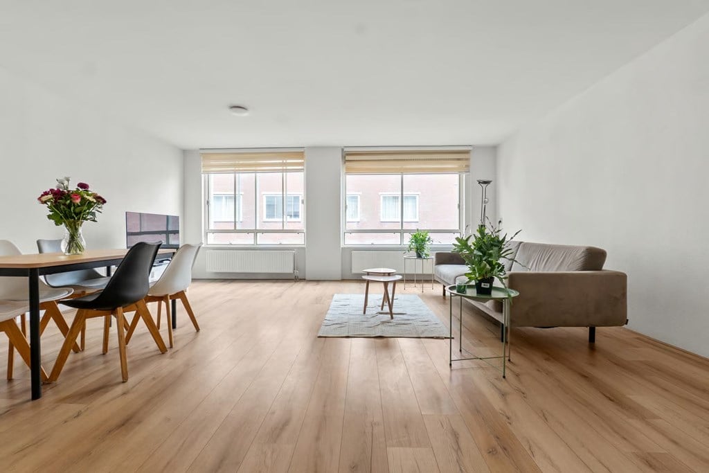 Woning aan de Breedstraat te Den Haag | 2595.00EUR PM