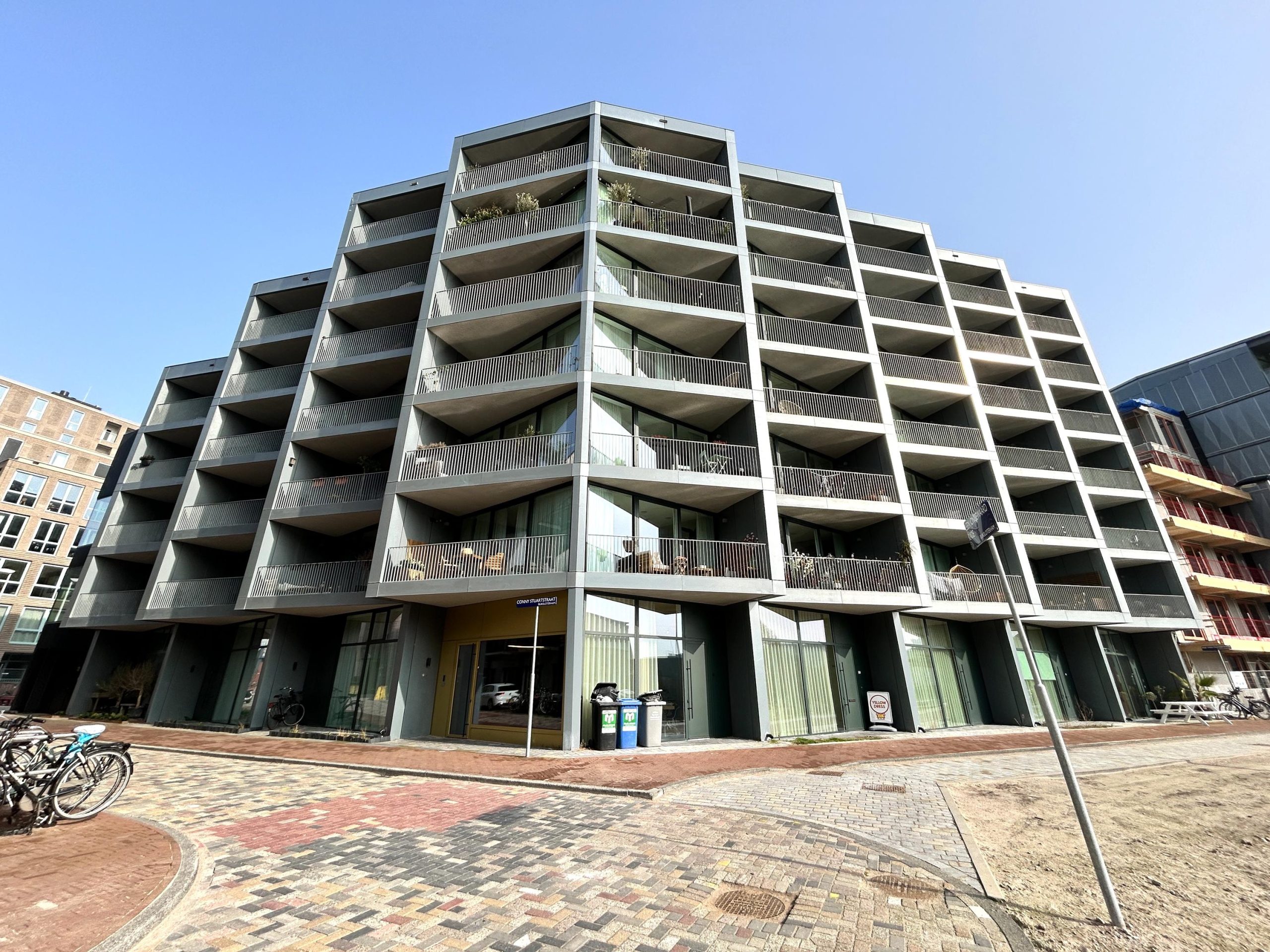 Woning aan de Conny Stuartstraat te Amsterdam | 2900.00EUR PM