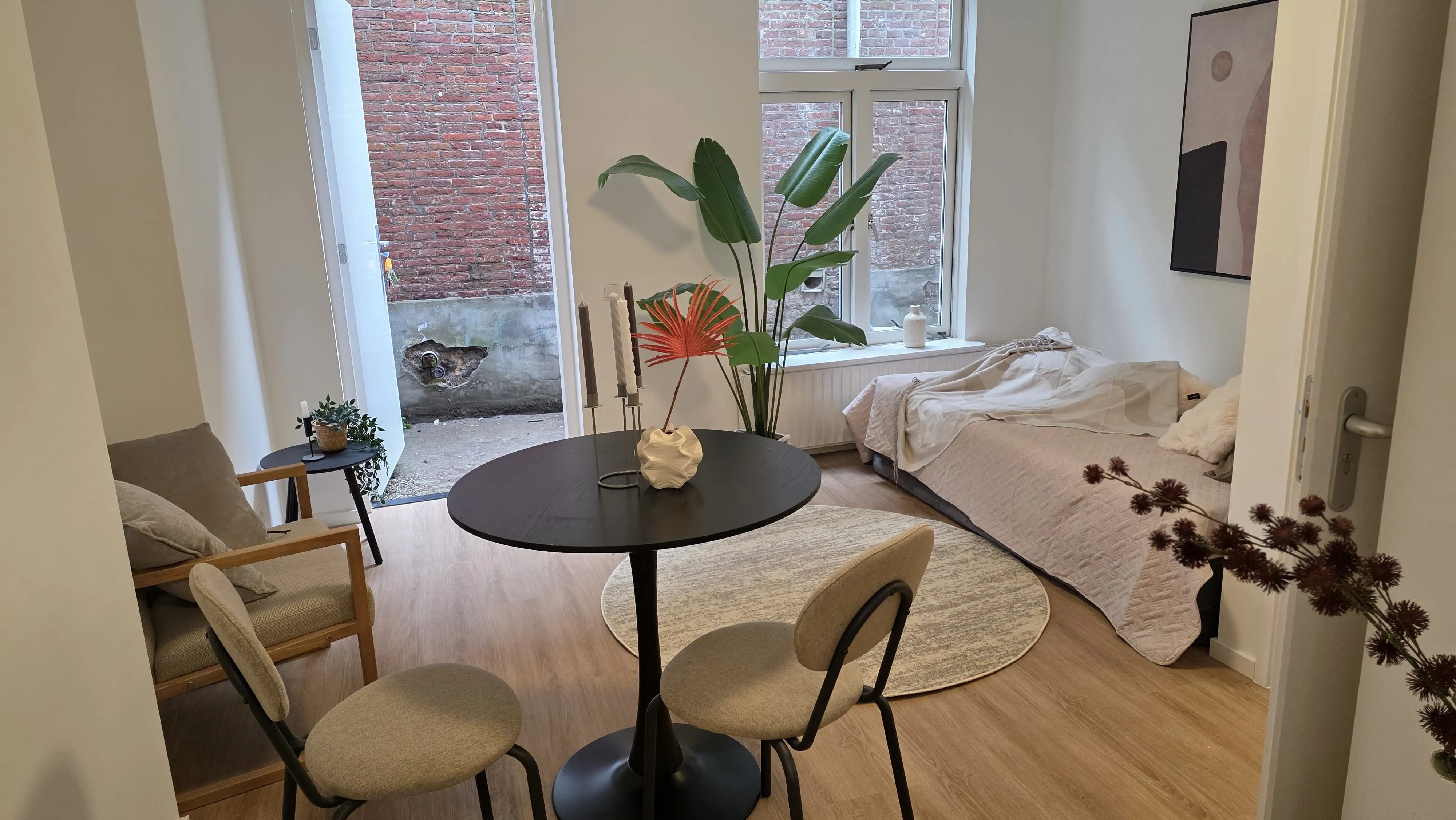 Woning aan de Doelenstraat te Utrecht | 800.00EUR PM