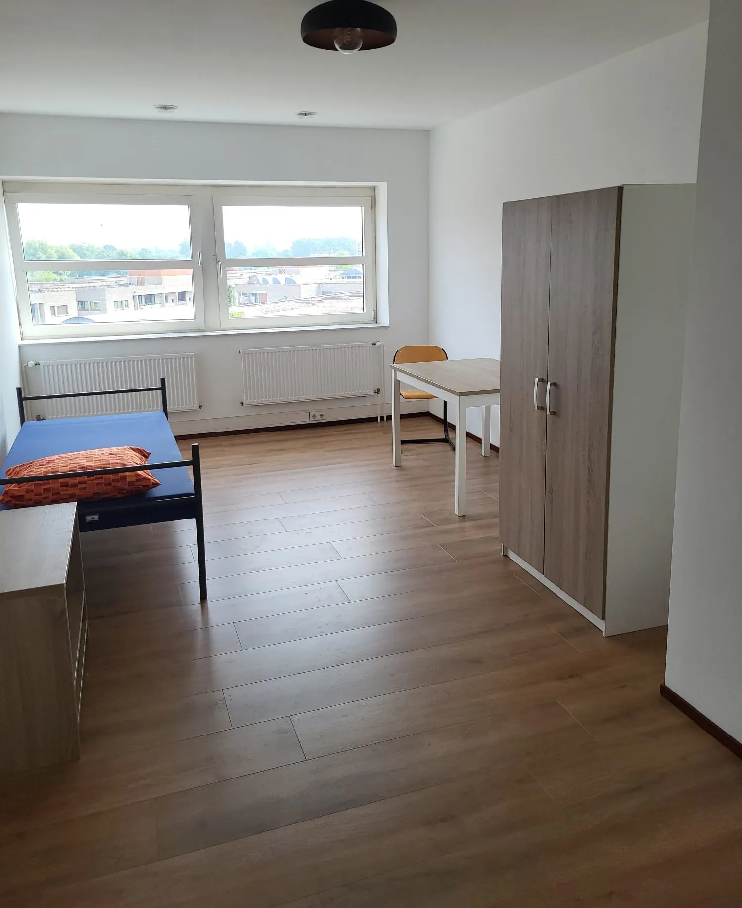 Woning aan de Duivendrechtsekade te Amsterdam | 781.00EUR PM