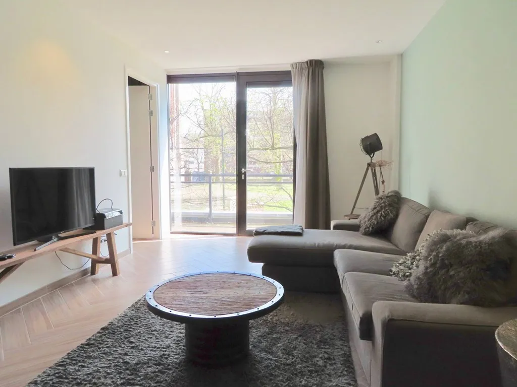 Woning aan de Gedempte Gracht te Den Haag | 2595.00EUR PM