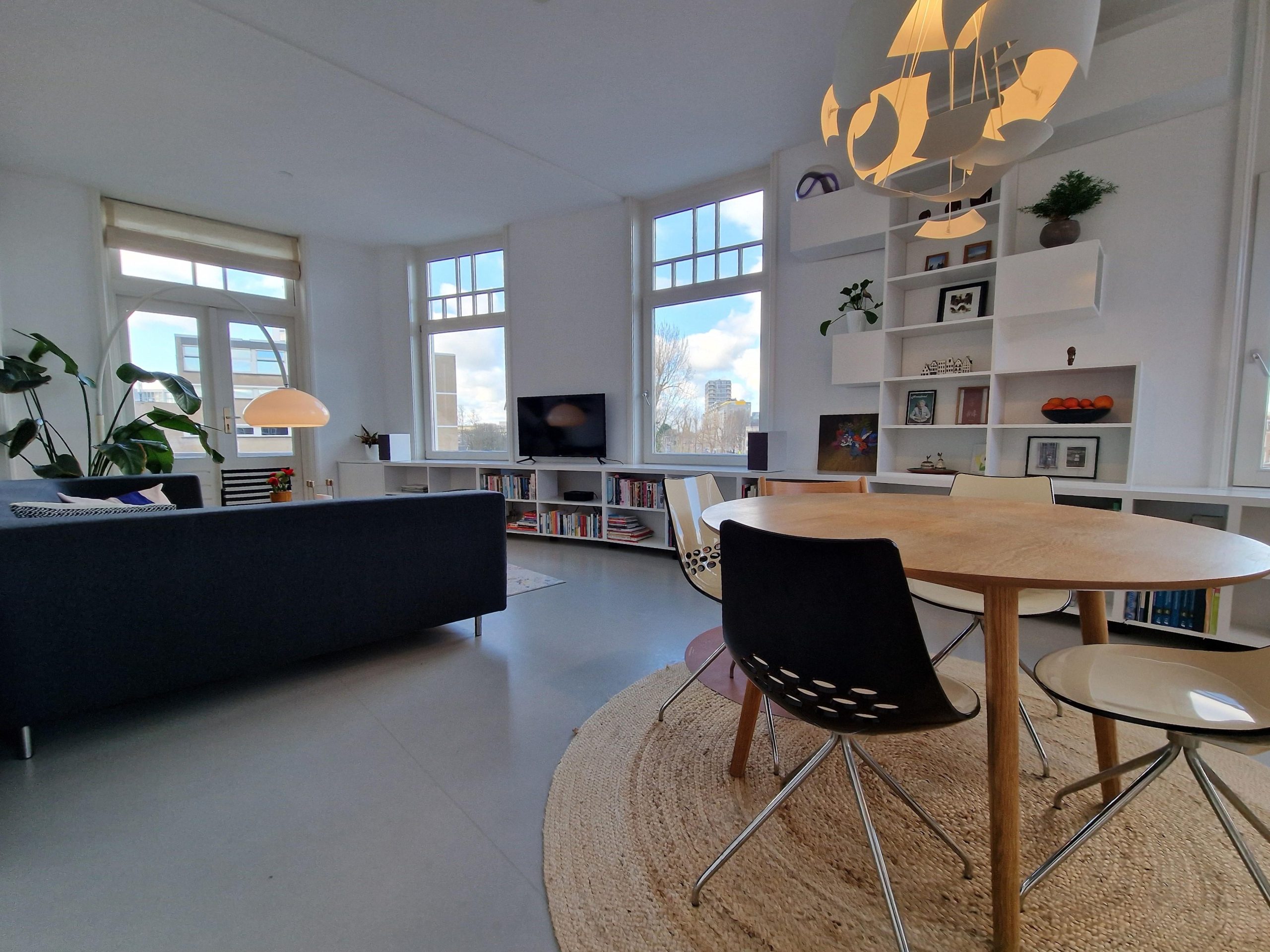 Woning aan de Groot Hertoginnelaan te Den Haag | 2695.00EUR PM