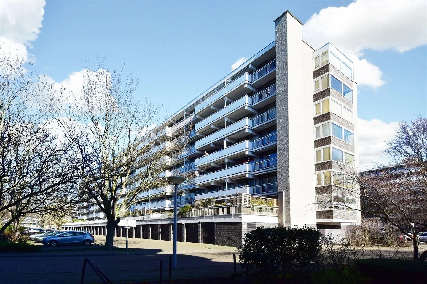 Woning aan de Jacques Urlusstraat te Den Haag | 2200.00EUR PM