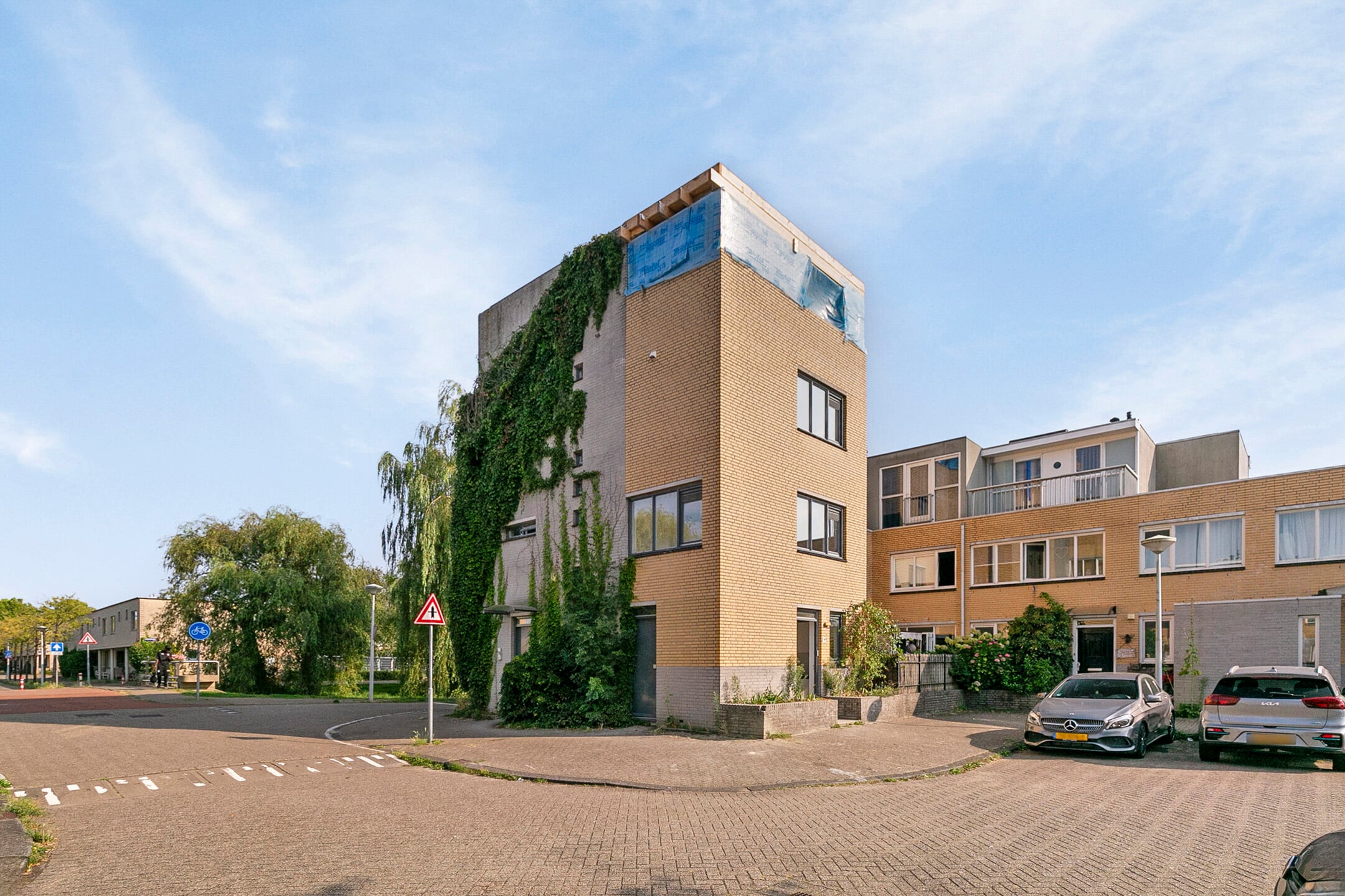 Woning aan de Maaseikstraat te Amsterdam | 2495.00 EUR