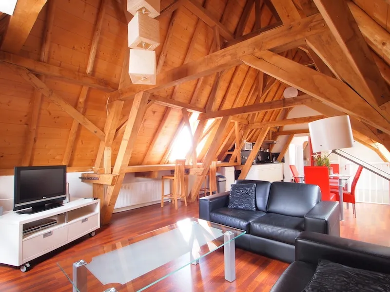 Woning aan de Markt te Brielle | 2000.00EUR PM