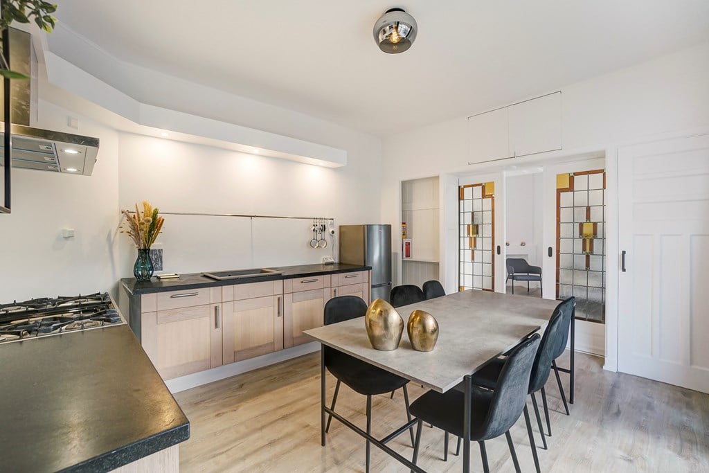 Woning aan de Monstersestraat te Den Haag | 2395.00EUR PM