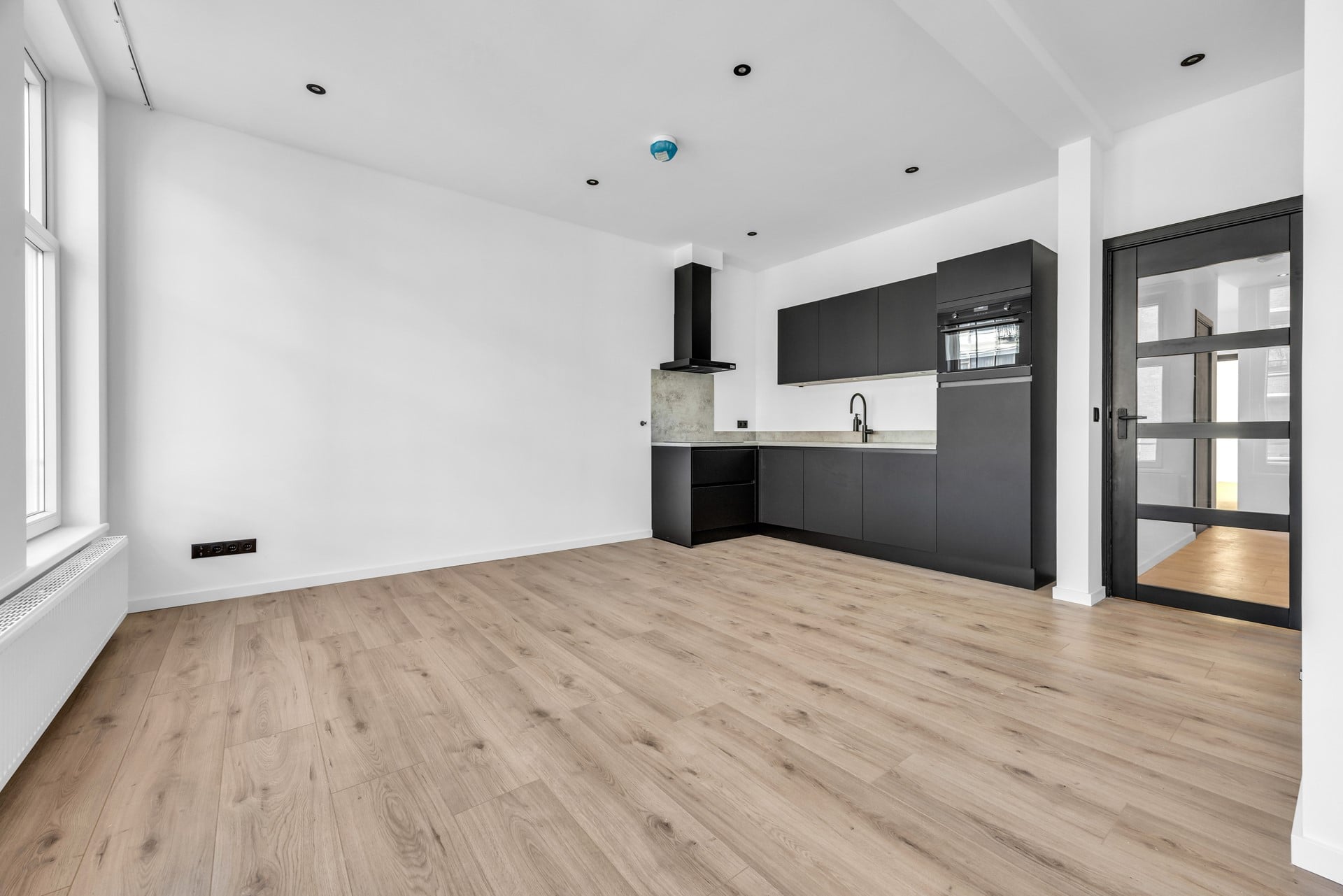 Woning aan de Scheepersstraat te Den Haag | 1457.00EUR PM