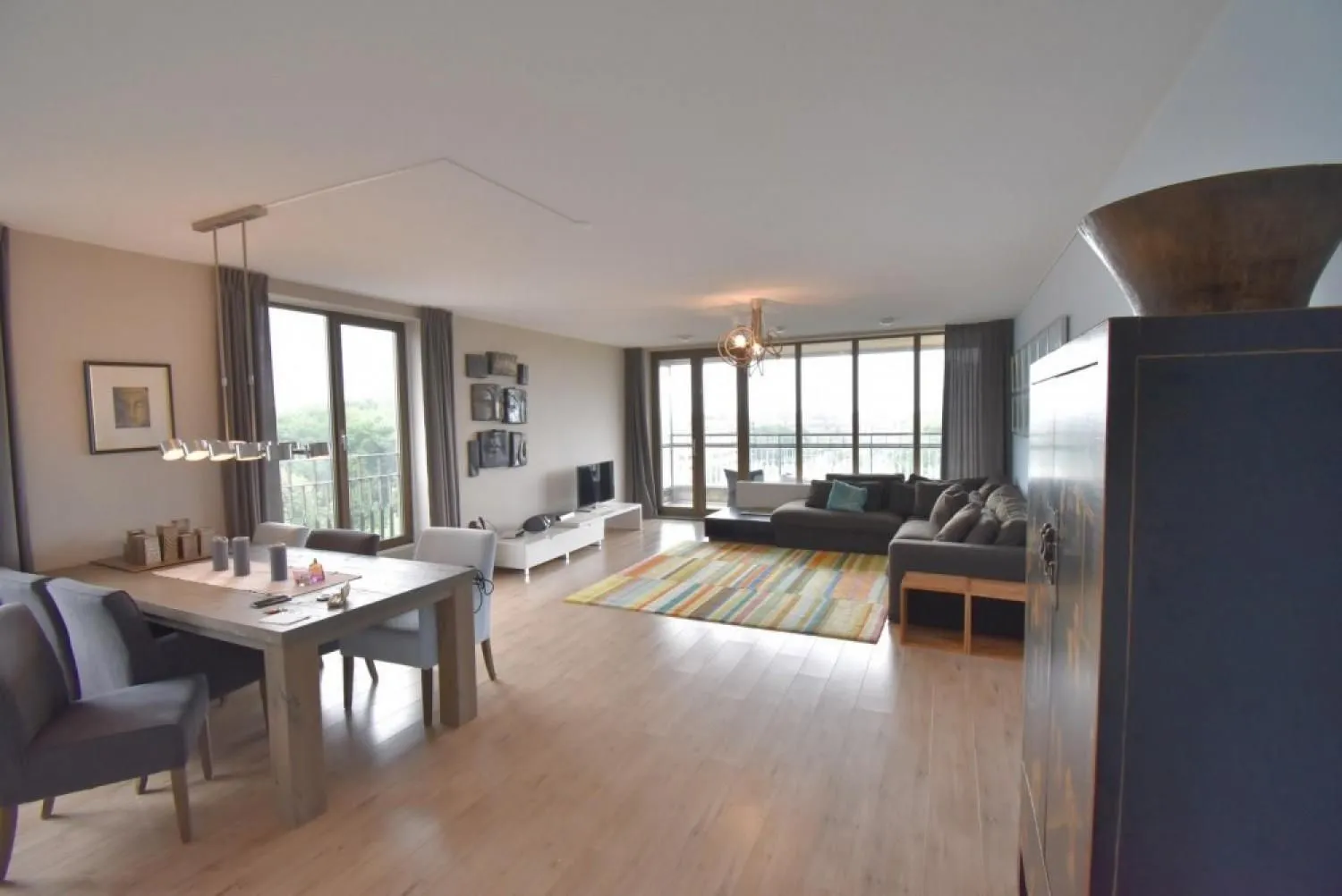 Woning aan de Titus van Rijnstraat te Amsterdam | 3200.00EUR PM