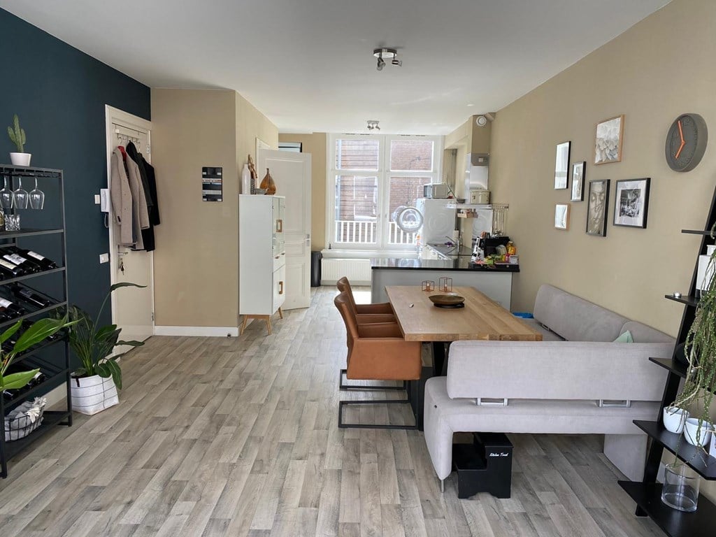 Woning aan de Prinsestraat te Den Haag | 1795.00EUR PM