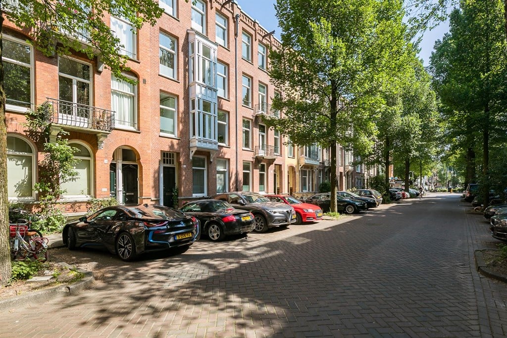 Woning aan de Johannes Verhulststraat te Amsterdam | 2500.00EUR PM