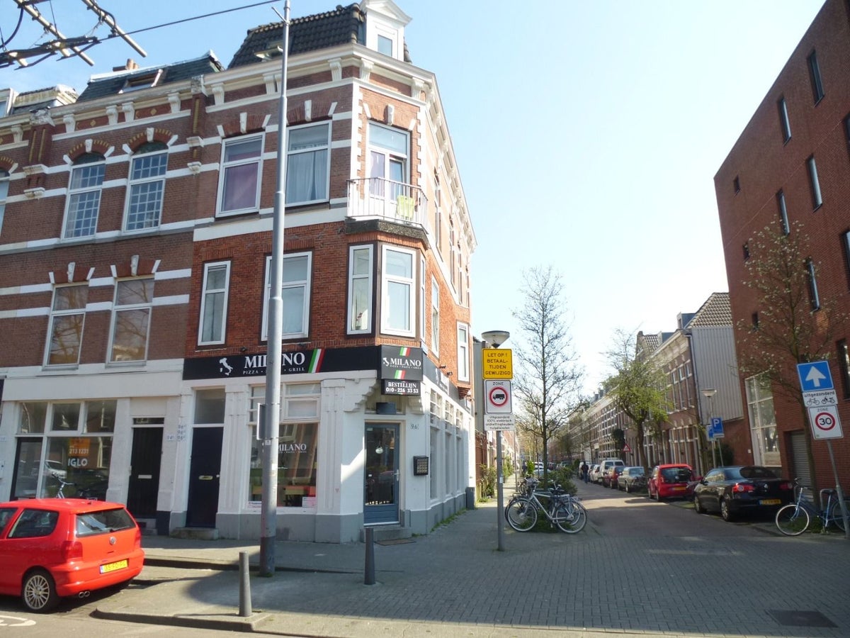 Claes de Vrieselaan – studio – Rotterdam | 775.00 EUR