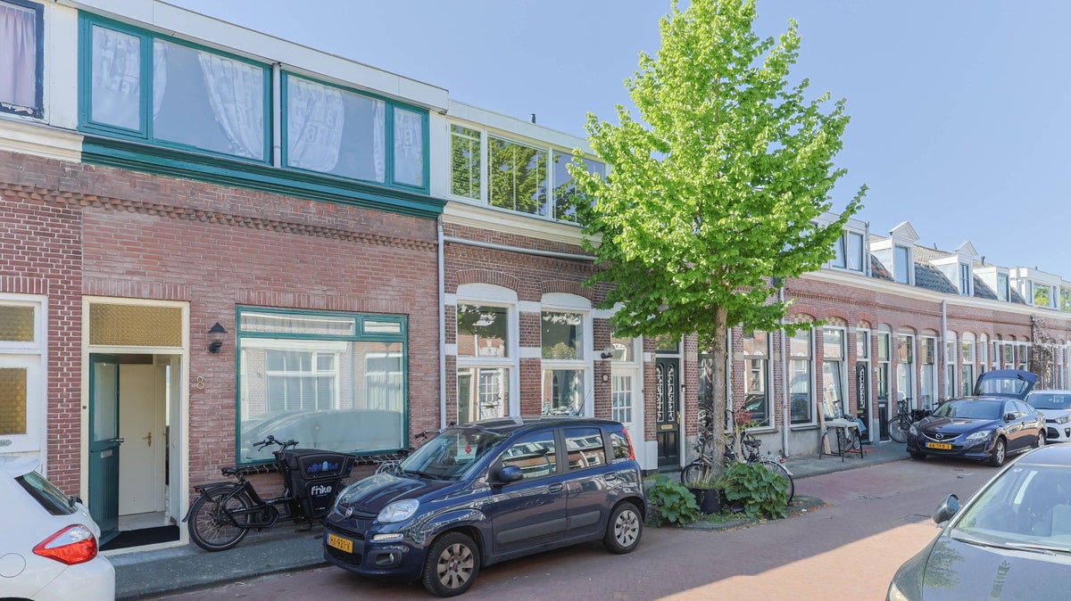 Floresstraat – huis – Leiden | 2150.00 EUR