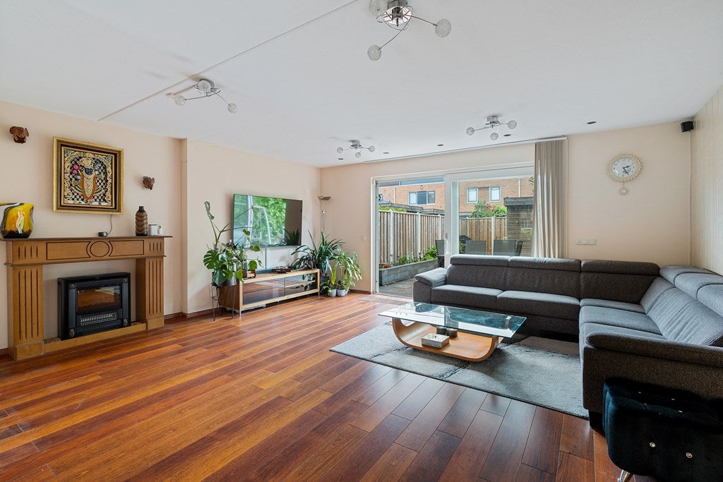 Louis Paul Boonstraat – huis – Almere | 2650.00 EUR