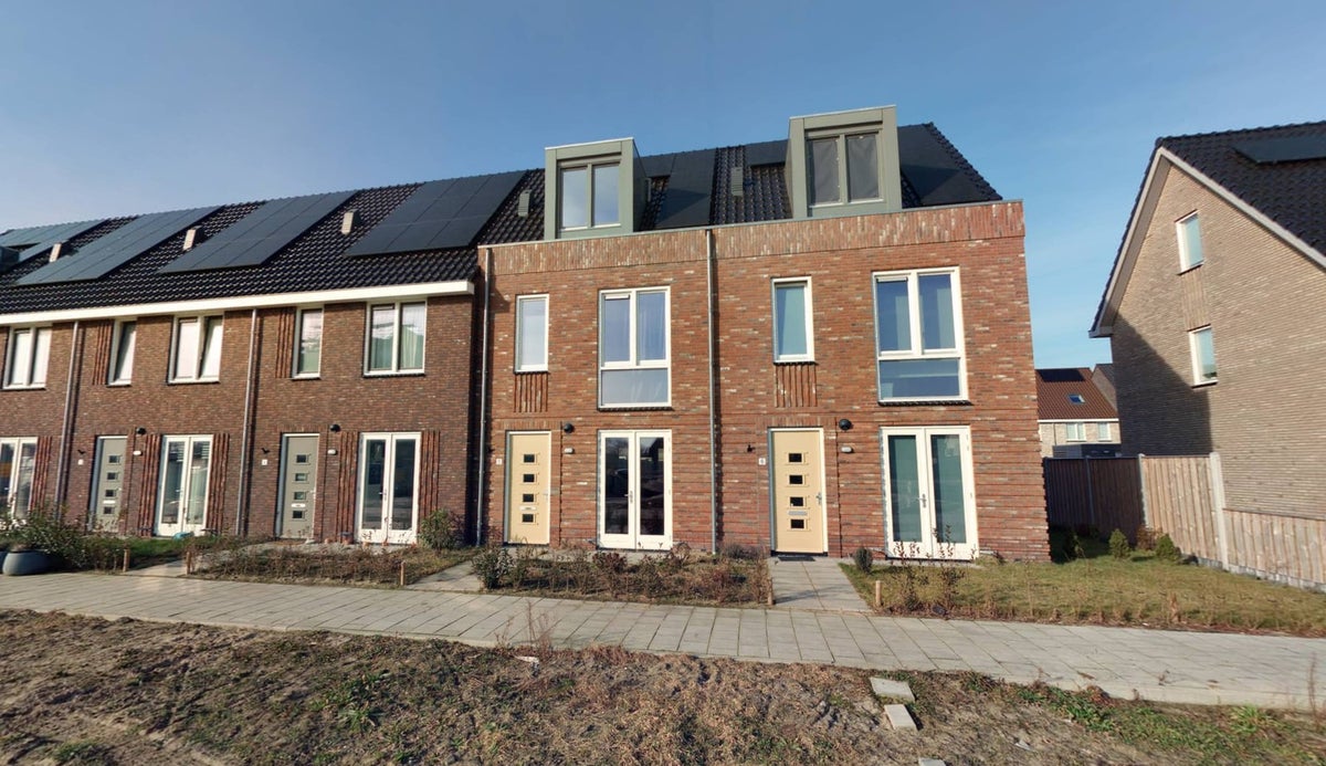 Madelonstraat – huis – Zwaag | 1711.00 EUR