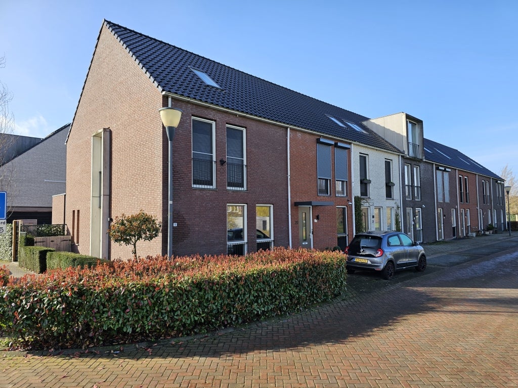 Martien Coppensstraat – huis – Waalwijk | 2195.00 EUR