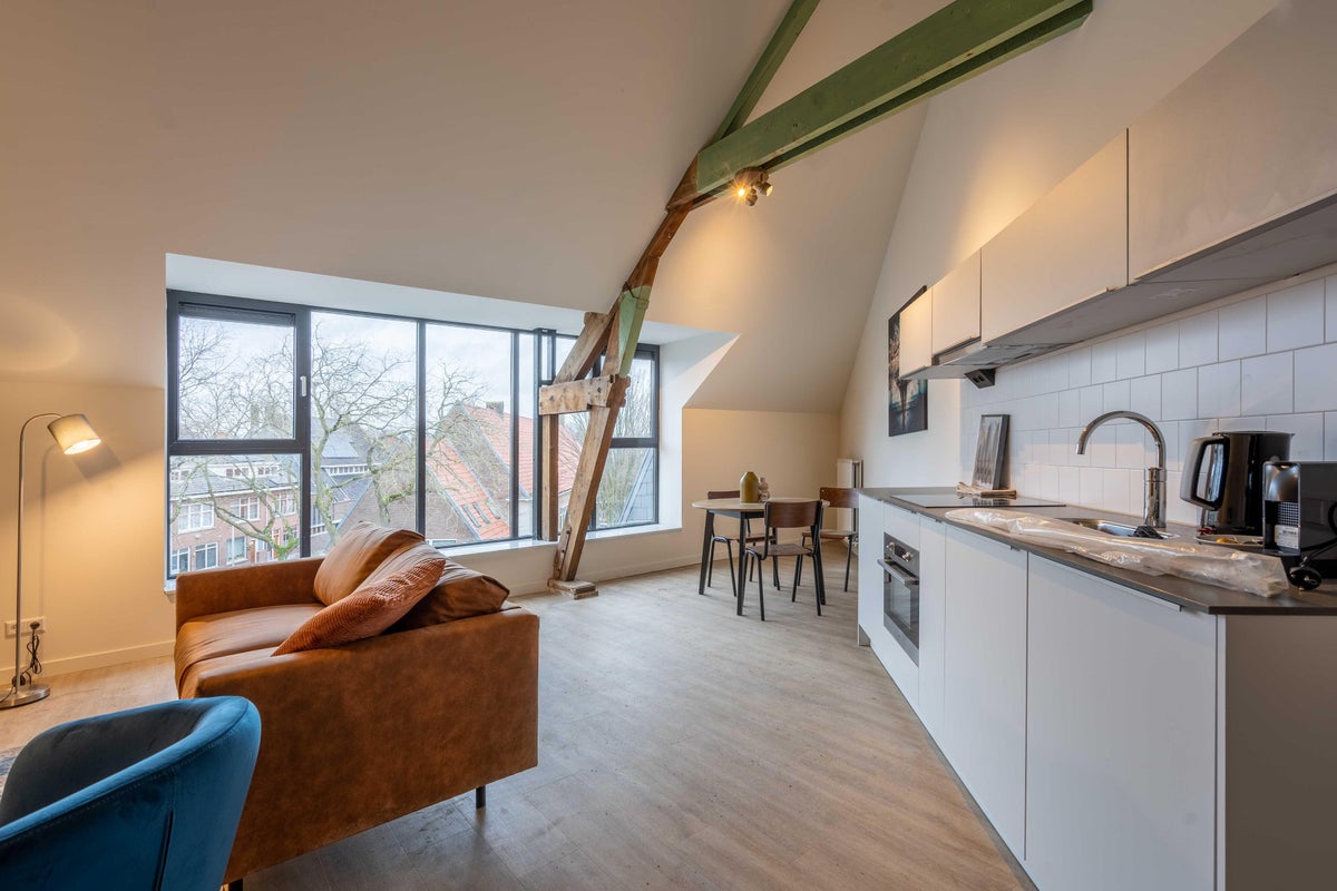 Ploegstraat – studio – Rotterdam | 1450.00 EUR