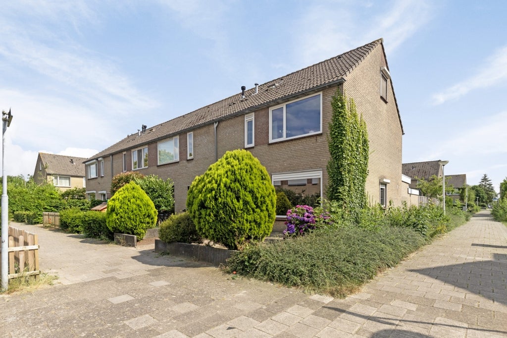 Smitsstraat – huis – Bergen op Zoom | 1950.00 EUR
