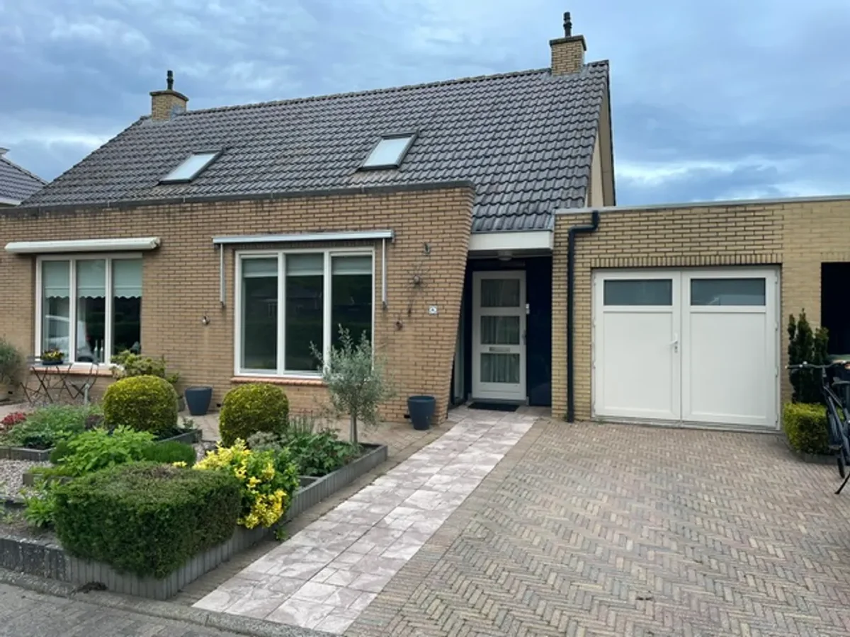 Tjalk – huis – Bunschoten-Spakenburg | 1695.00 EUR