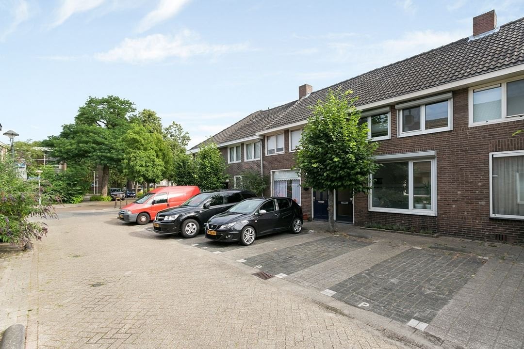 Woning aan de Baarsstraat te Eindhoven | 2625.00 EUR