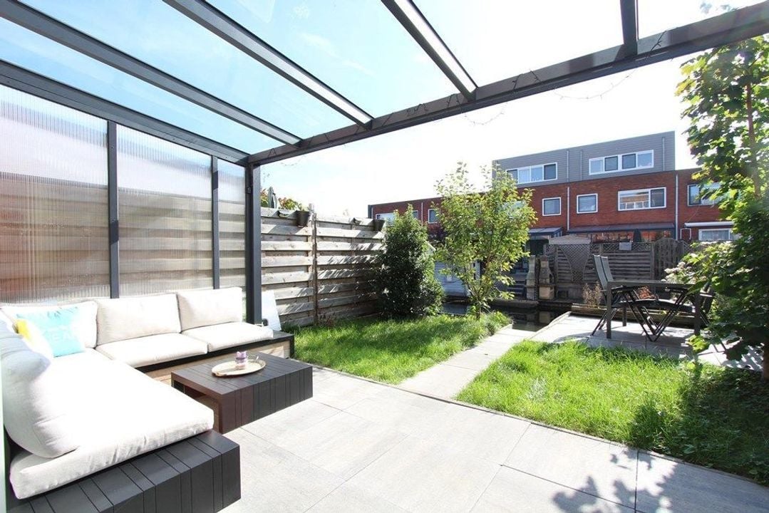 Woning aan de Joke Smitstraat te Amsterdam | 2750.00 EUR