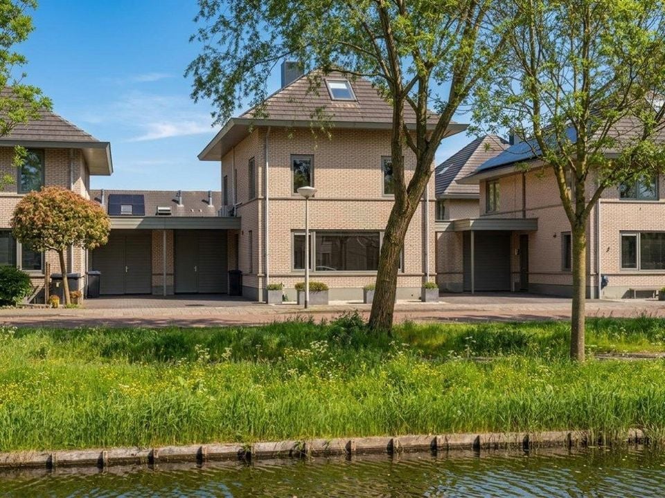 Woning aan de Marjoleinlaan te Amstelveen | 6000.00 EUR