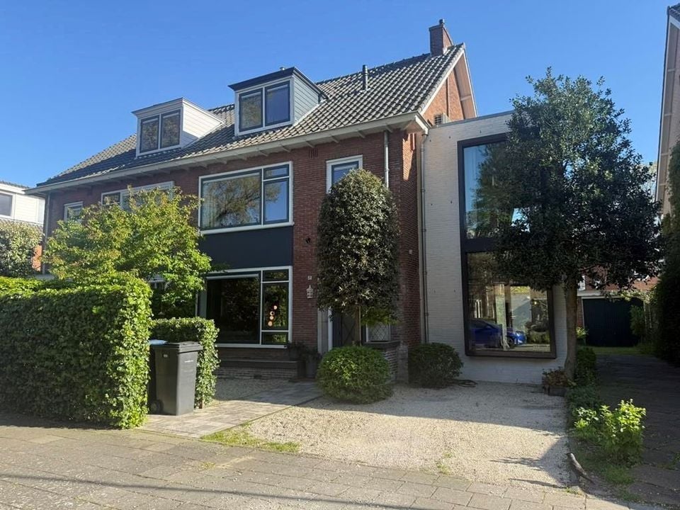 Woning aan de Mr. Troelstralaan te Amstelveen | 6500.00 EUR