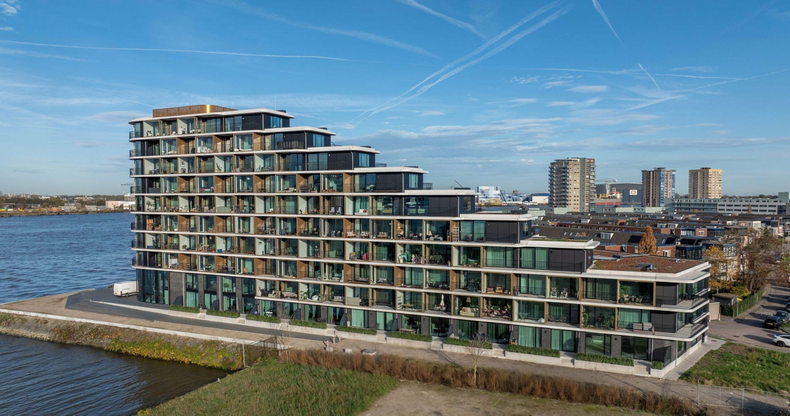 Woning aan de Pampuskade te Rotterdam | 1745.00 EUR