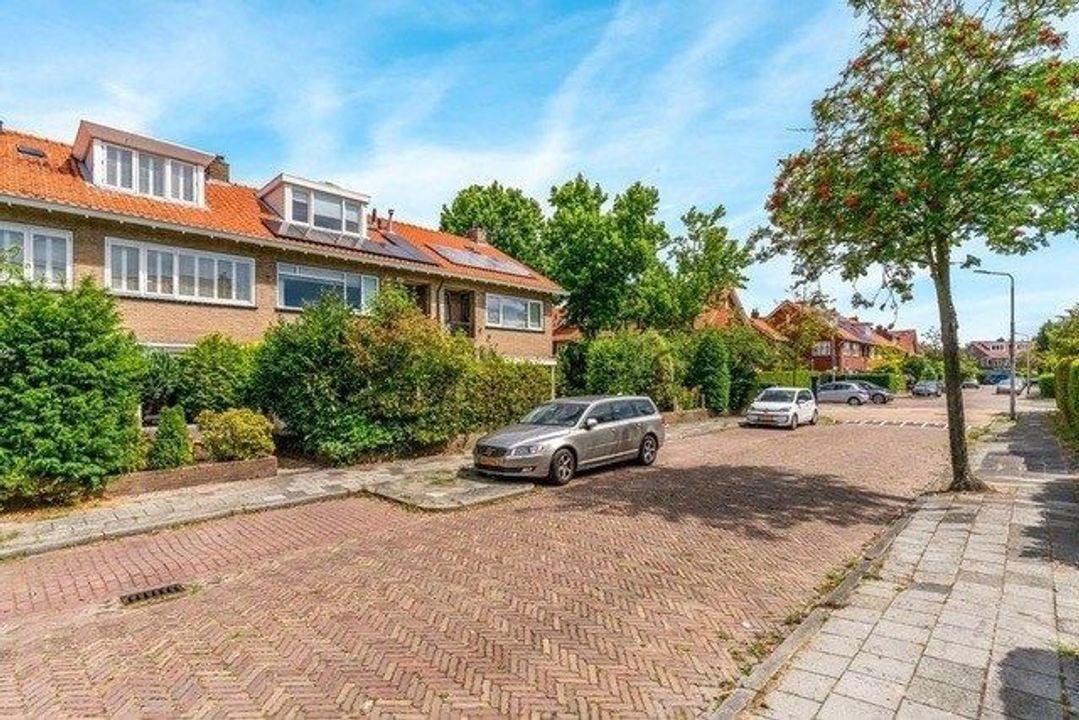 Woning aan de Soerlaan te Amstelveen | 4250.00 EUR