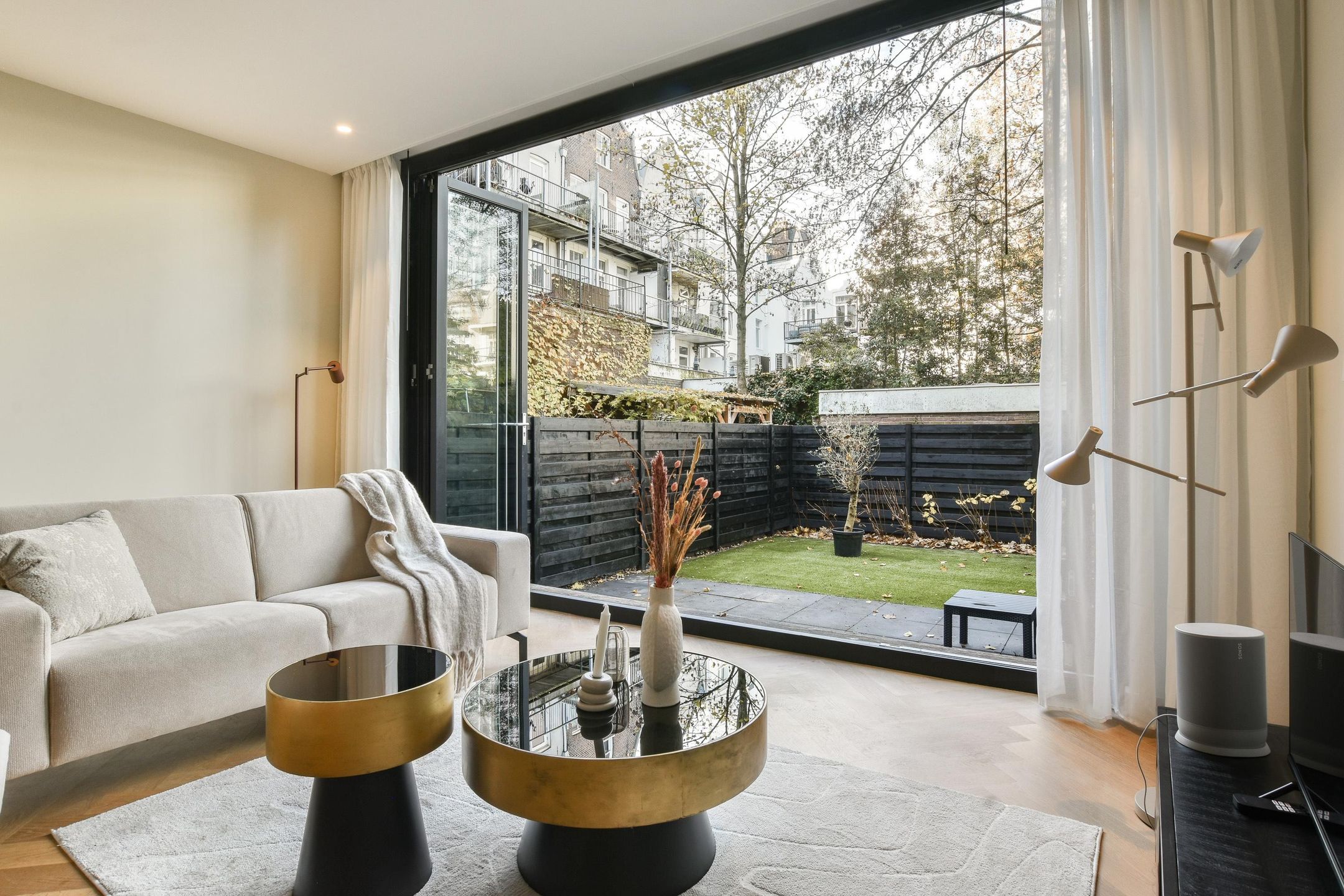 Woning aan de Tweede Jan Steenstraat te Amsterdam | 5750.00 EUR