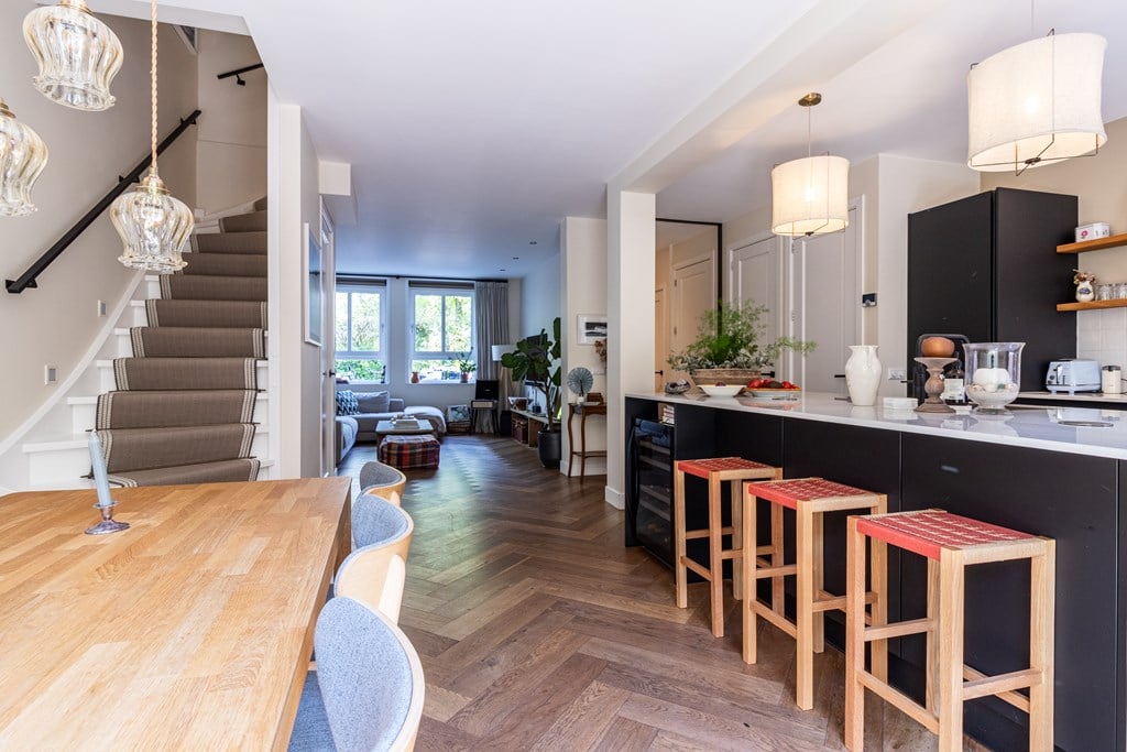 Woning aan de Willem de Zwijgerlaan te Amsterdam | 3100.00 EUR