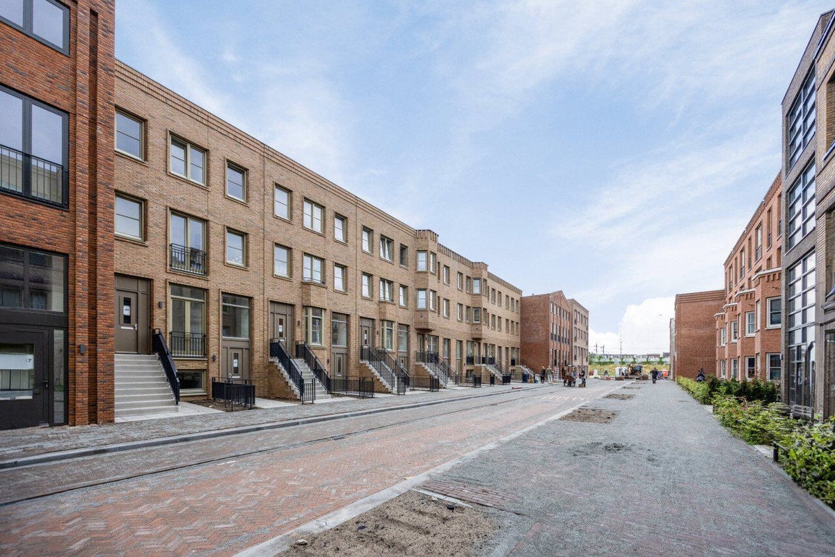 Albaniรซstraat – huis – Almere | 1700.00 EUR