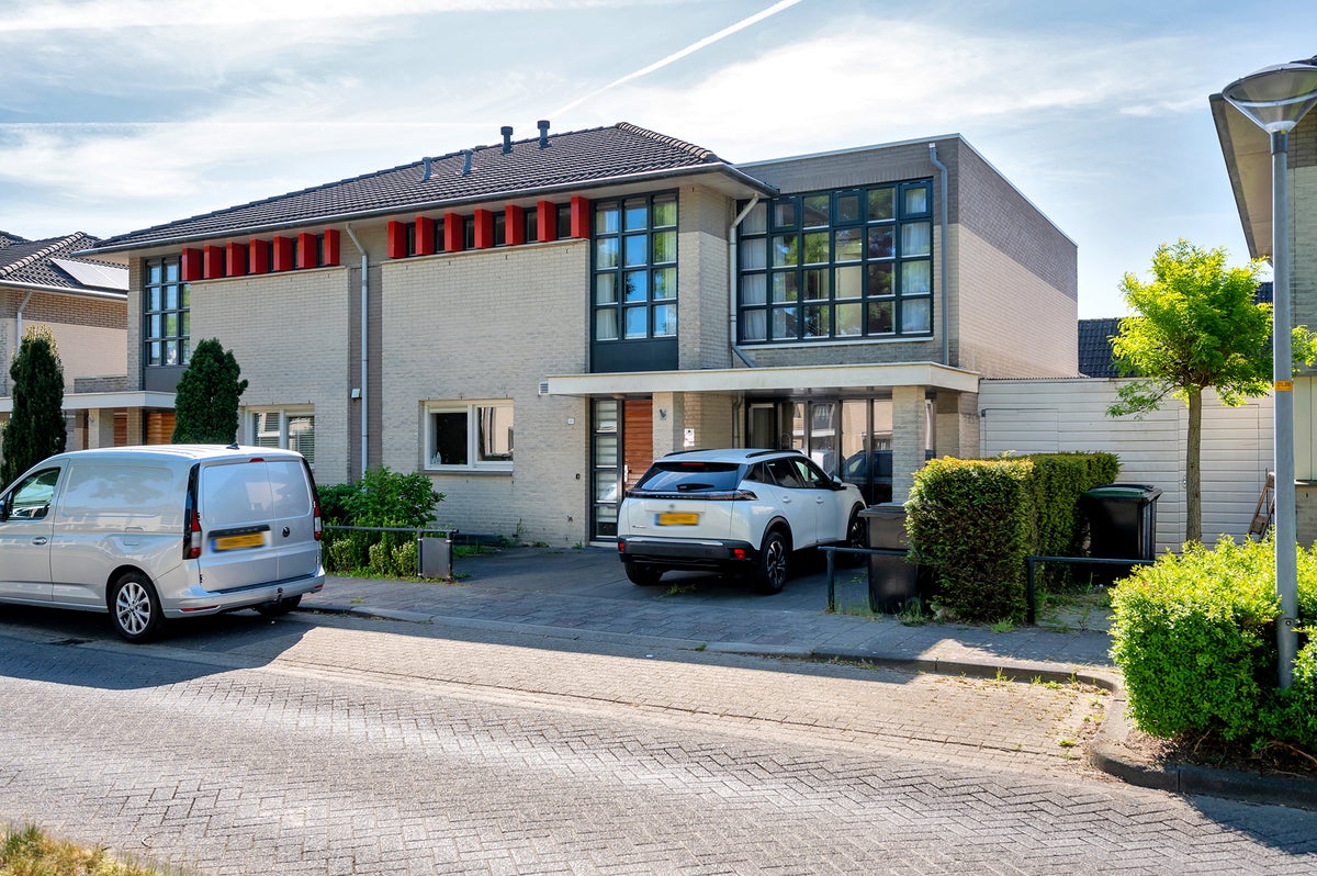 Annie M.G. Schmidtweg – huis – Almere | 2950.00 EUR