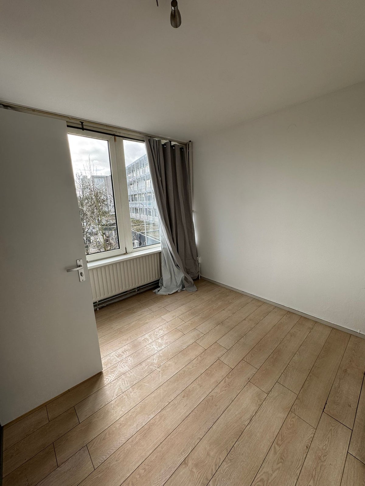 Daniël Josephus Jittastraat – studio – Tilburg | 725.00 EUR