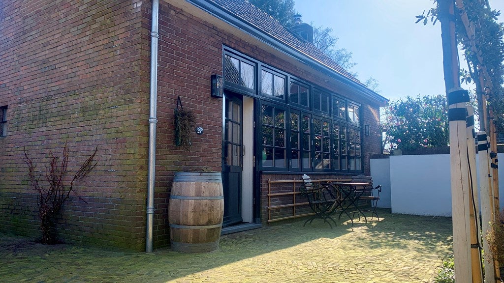 Klooster – huis – Laren | 2650.00 EUR