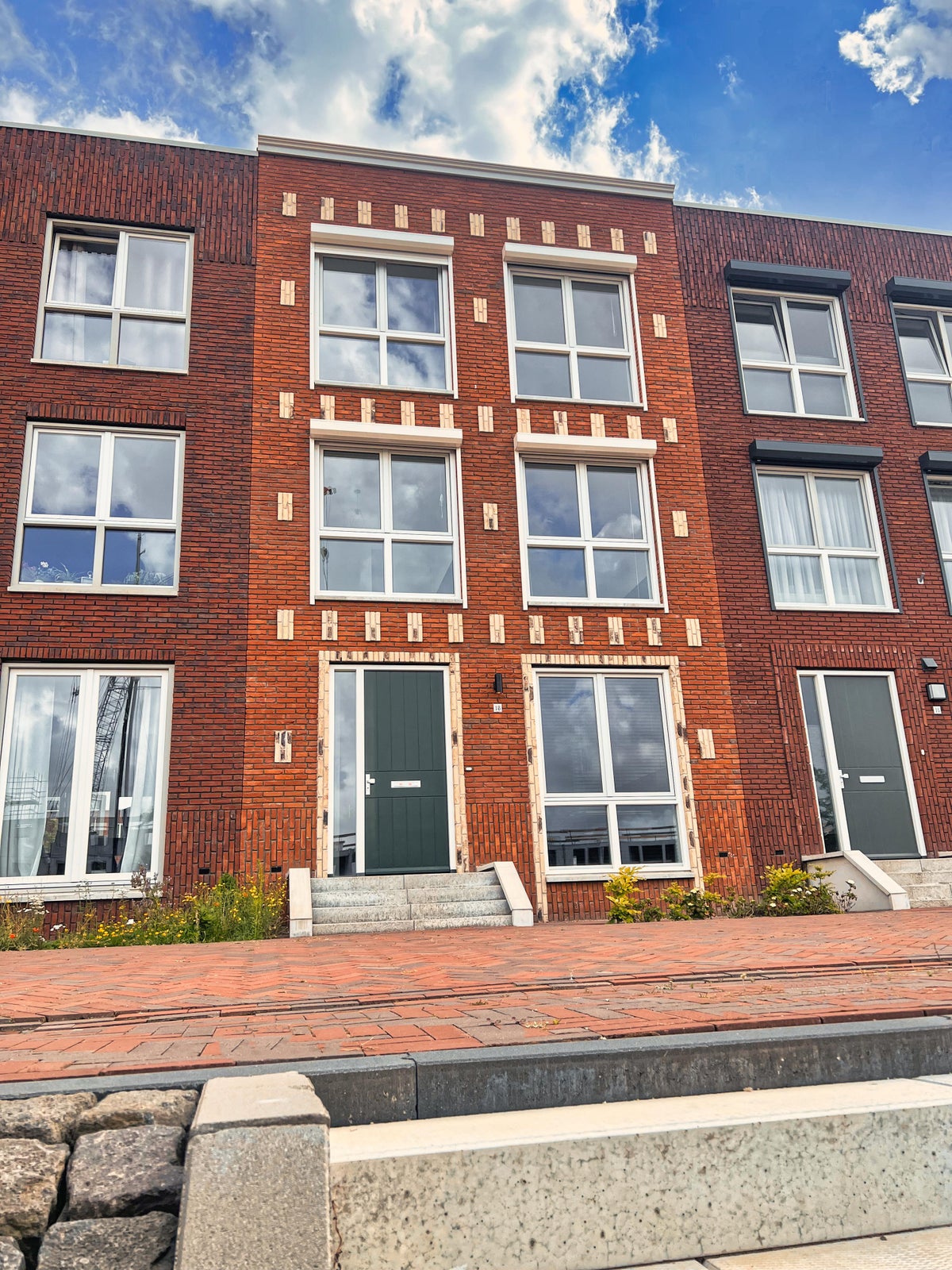 Sluiskade – huis – Spijkenisse | 2495.00 EUR