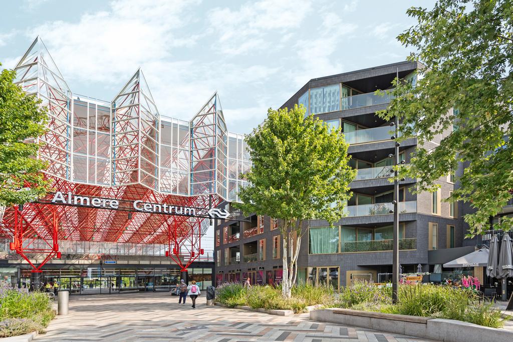 Stationsplein – appartement – Almere | 2250.00 EUR