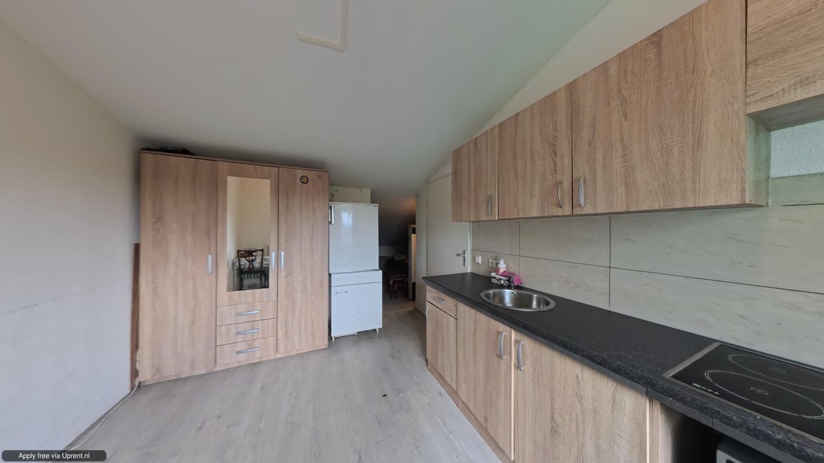 Van der Woudendijk – studio – Den Haag | 1500.00 EUR