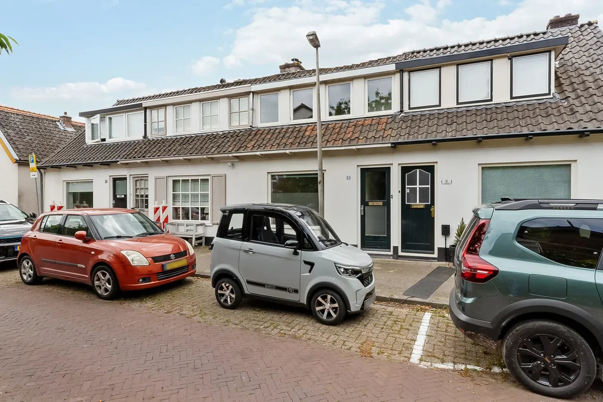 Verbindingslaan – huis – Bussum | 2100.00 EUR