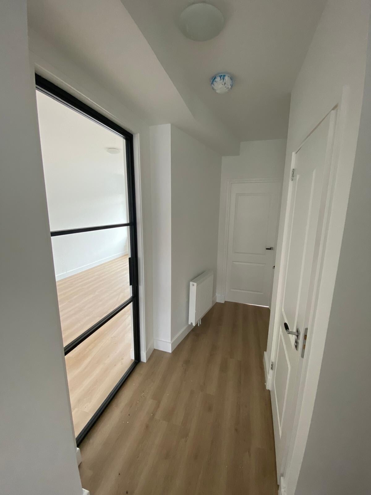 Woning aan de De Genestetlaan te Den Haag | 2250.00 EUR
