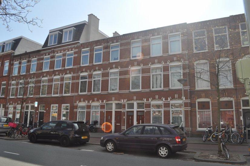 Woning aan de Loosduinsekade te Den Haag | 1155.00 EUR