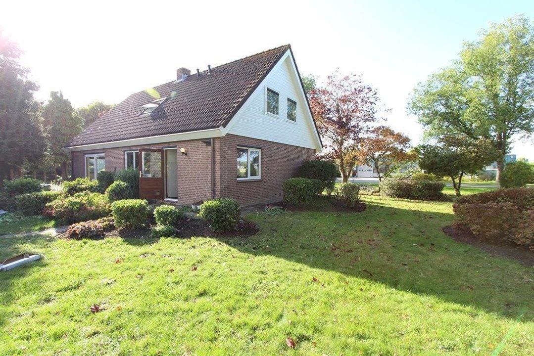 Woning aan de Meerlandenweg te Amstelveen | 4250.00 EUR