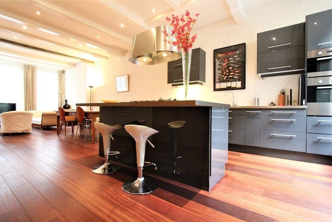 Woning aan de Nieuwe Hoogstraat te Amsterdam | 2750.00 EUR