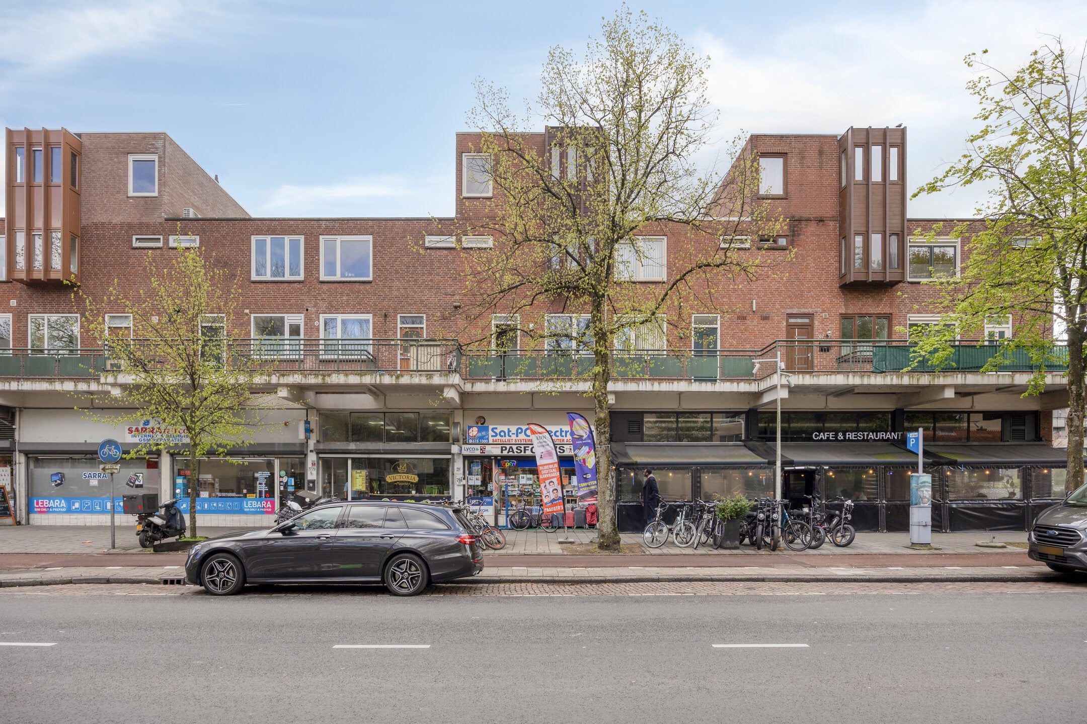 Woning aan de Pieter Calandlaan te Amsterdam | 2750.00 EUR