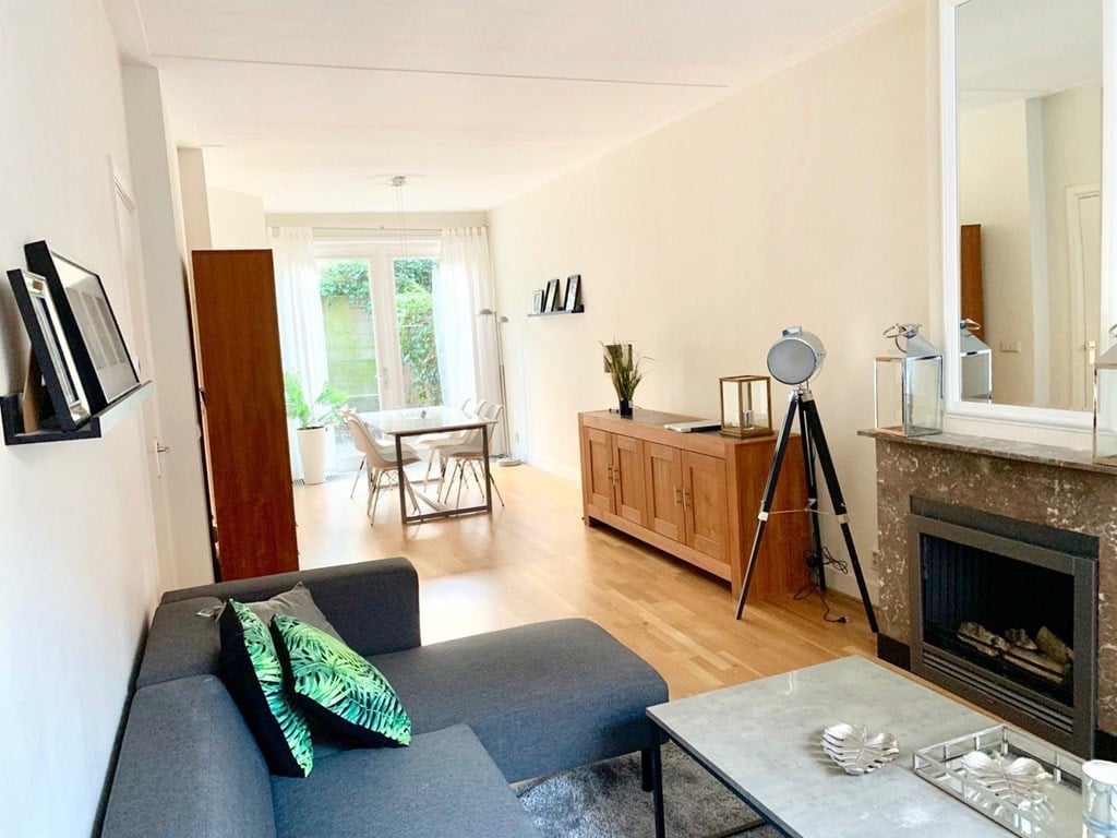 Woning aan de Pieter van den Zandestraat te Den Haag | 2295.00 EUR