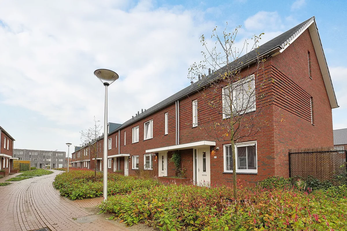 Klokbeker – huis – Eindhoven | 1510.00 EUR