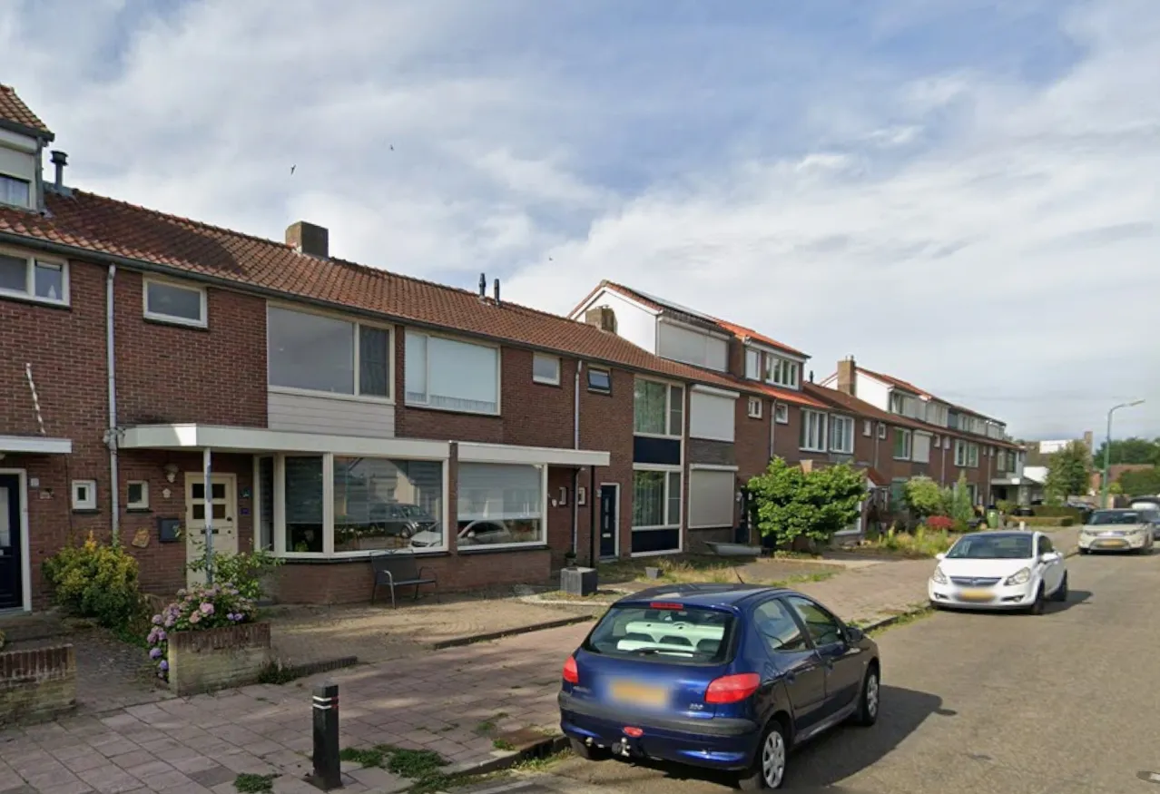 Woning aan de Aerdmennekesbaan te Veldhoven | 2000.00 EUR